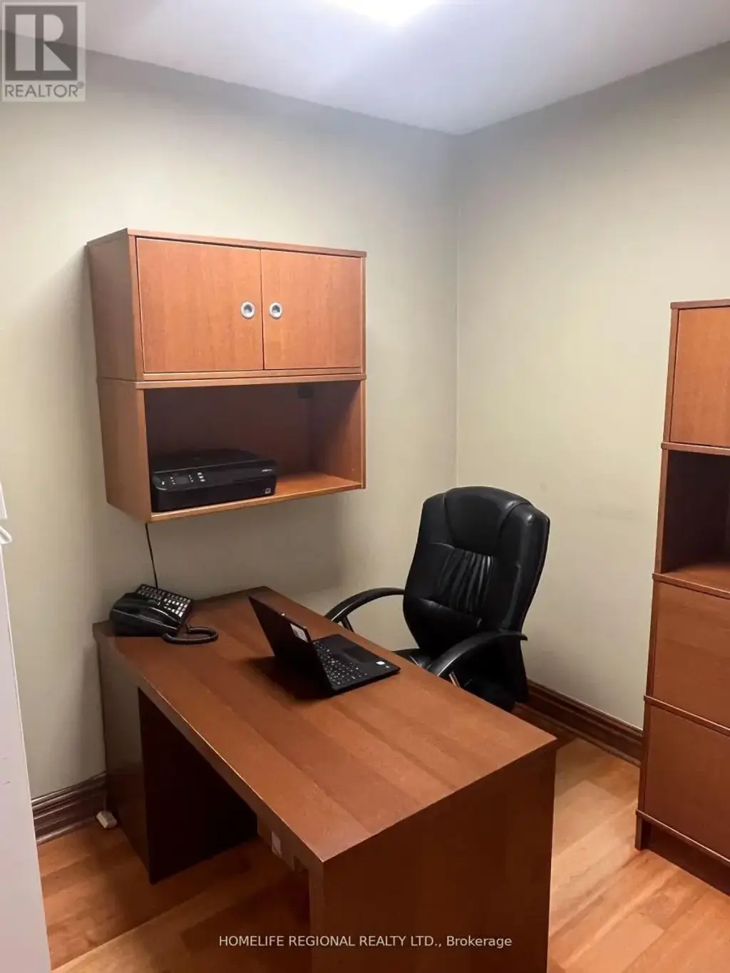 Office No. 9 - 823 College Street, Toronto (Trinity-Bellwoods)
